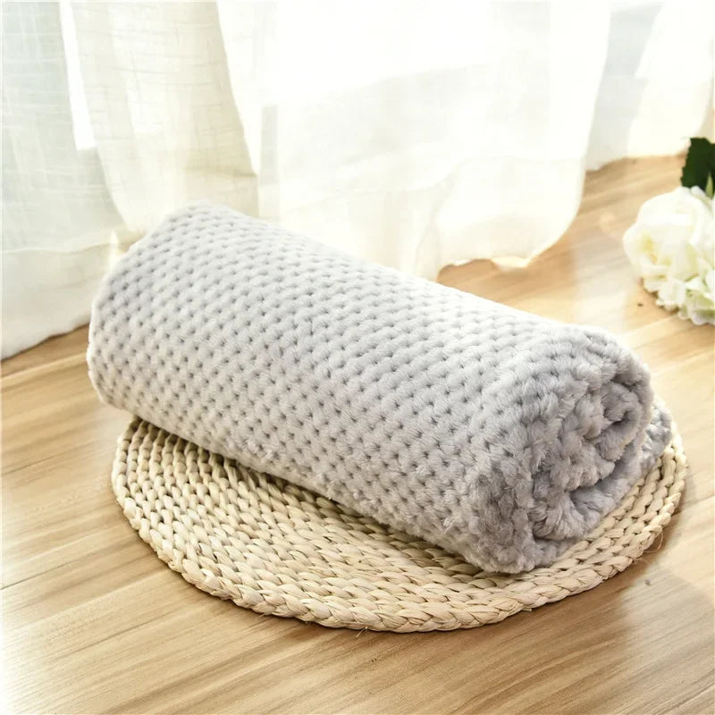 NONECN Warm Soft Fuzzy Blanket For Dogs And Cats Bed
