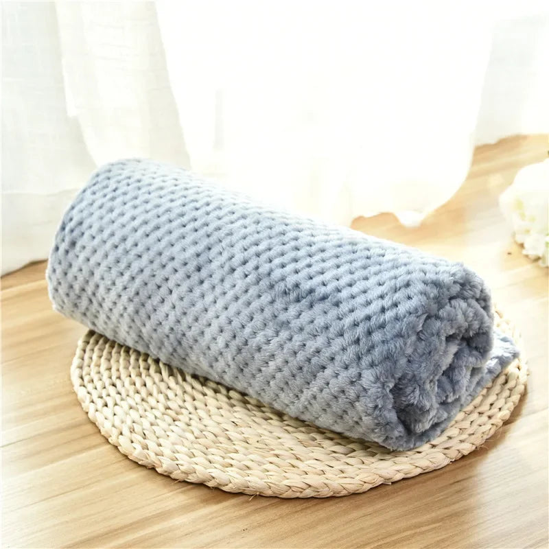 NONECN Warm Soft Fuzzy Blanket For Dogs And Cats Bed